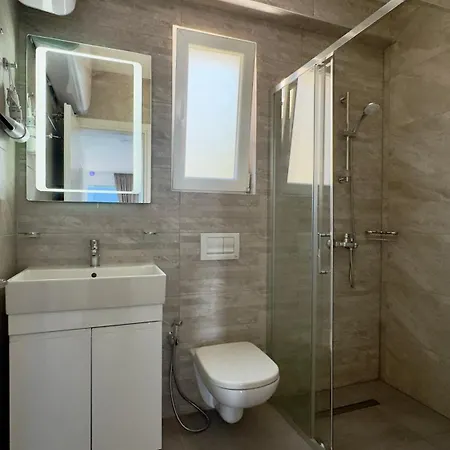 Vista View Promenade Apartment Sarande